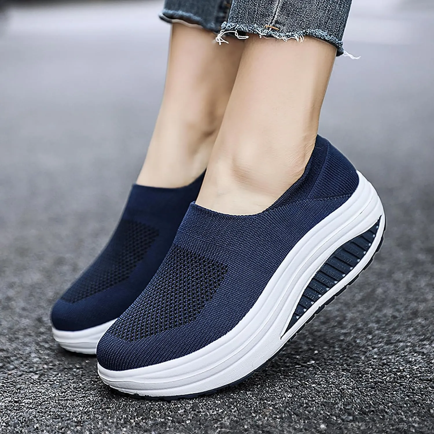 Women's Knitted Platform Slip On Walking Sneakers,Comfort Lightweight Arch Support Non Slip Casual Mesh Breathable Workout Work Shoes